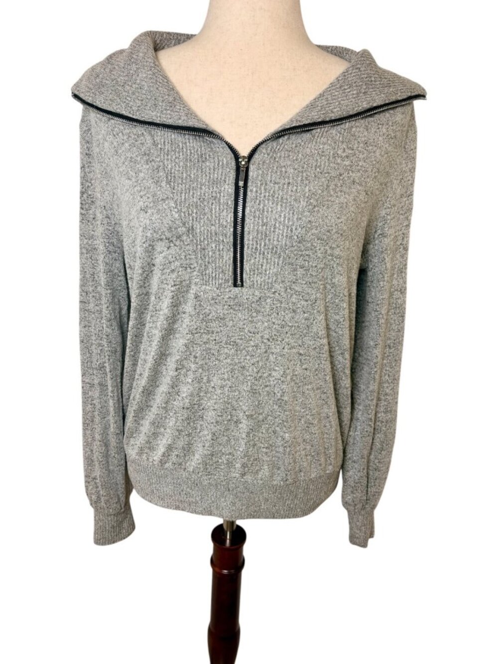 Fortune + Ivy Gray Marled Quarter Zip Collared Sweater Medium